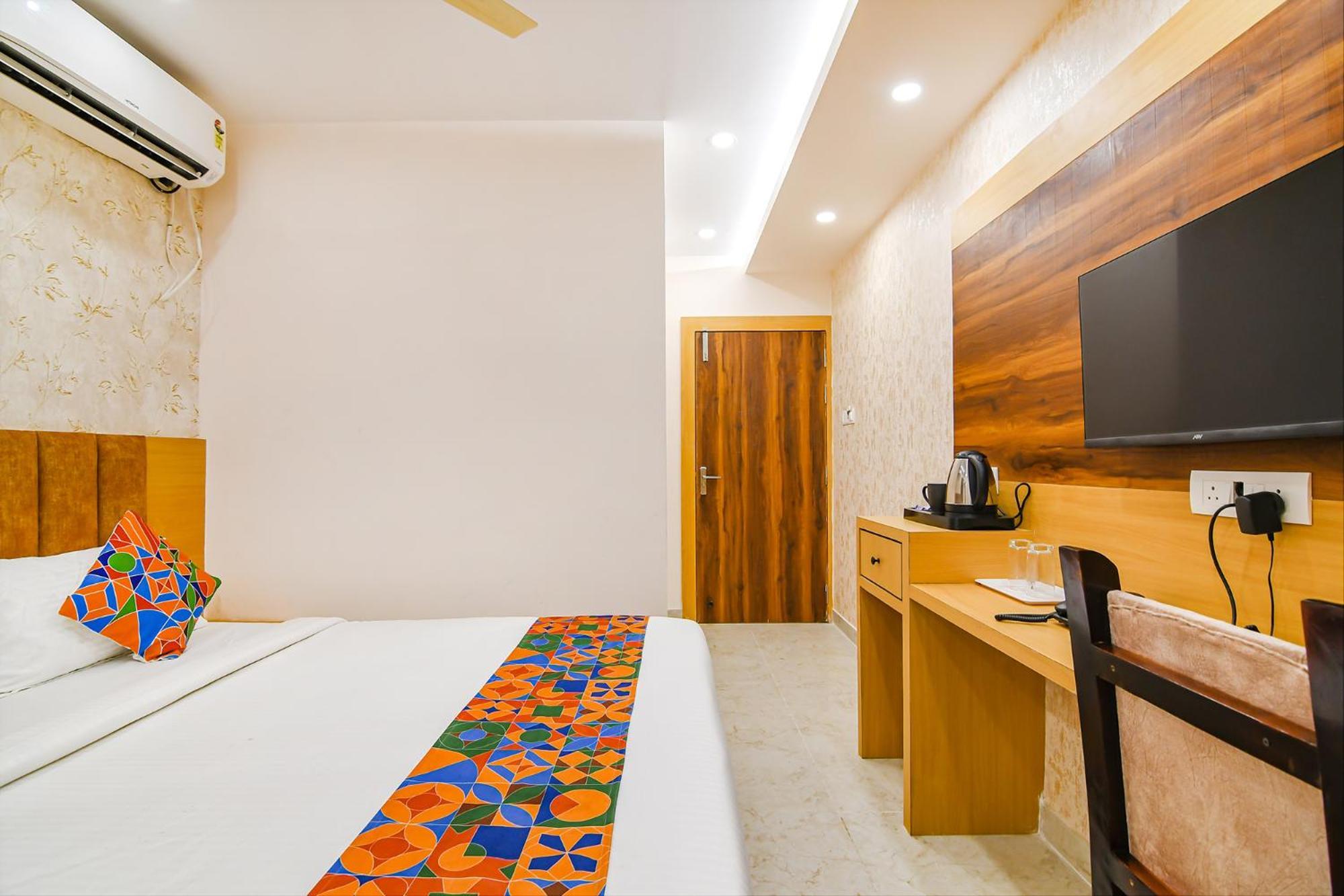 Fabhotel Sonali Golden Palace - Nr Bhubaneswar Railway Station Екстер'єр фото