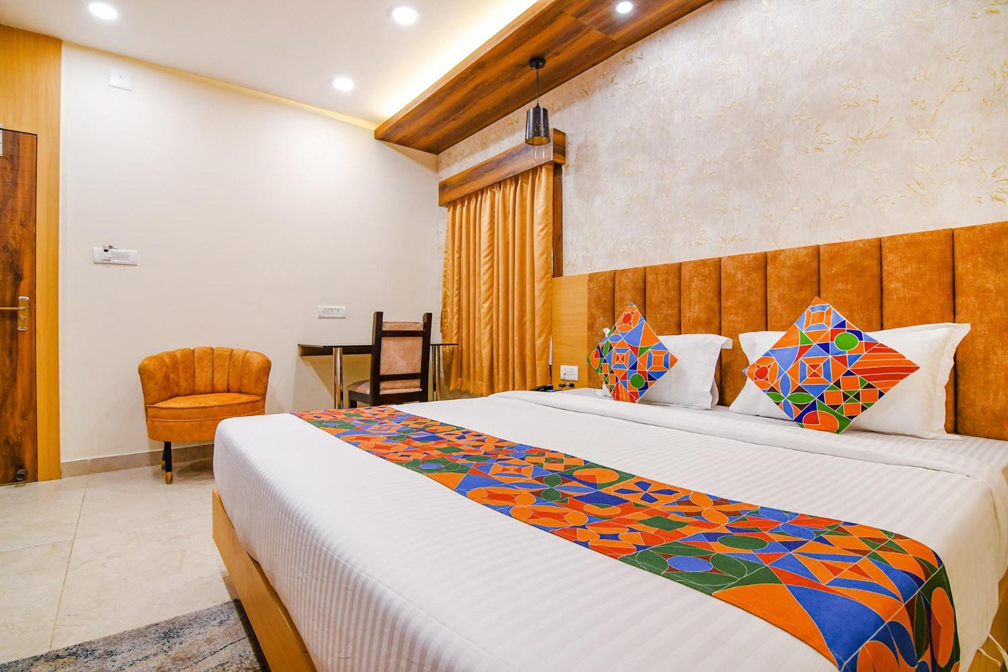Fabhotel Sonali Golden Palace - Nr Bhubaneswar Railway Station Екстер'єр фото