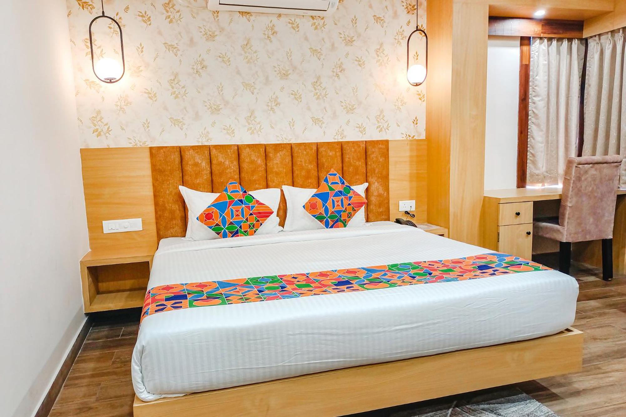 Fabhotel Sonali Golden Palace - Nr Bhubaneswar Railway Station Екстер'єр фото